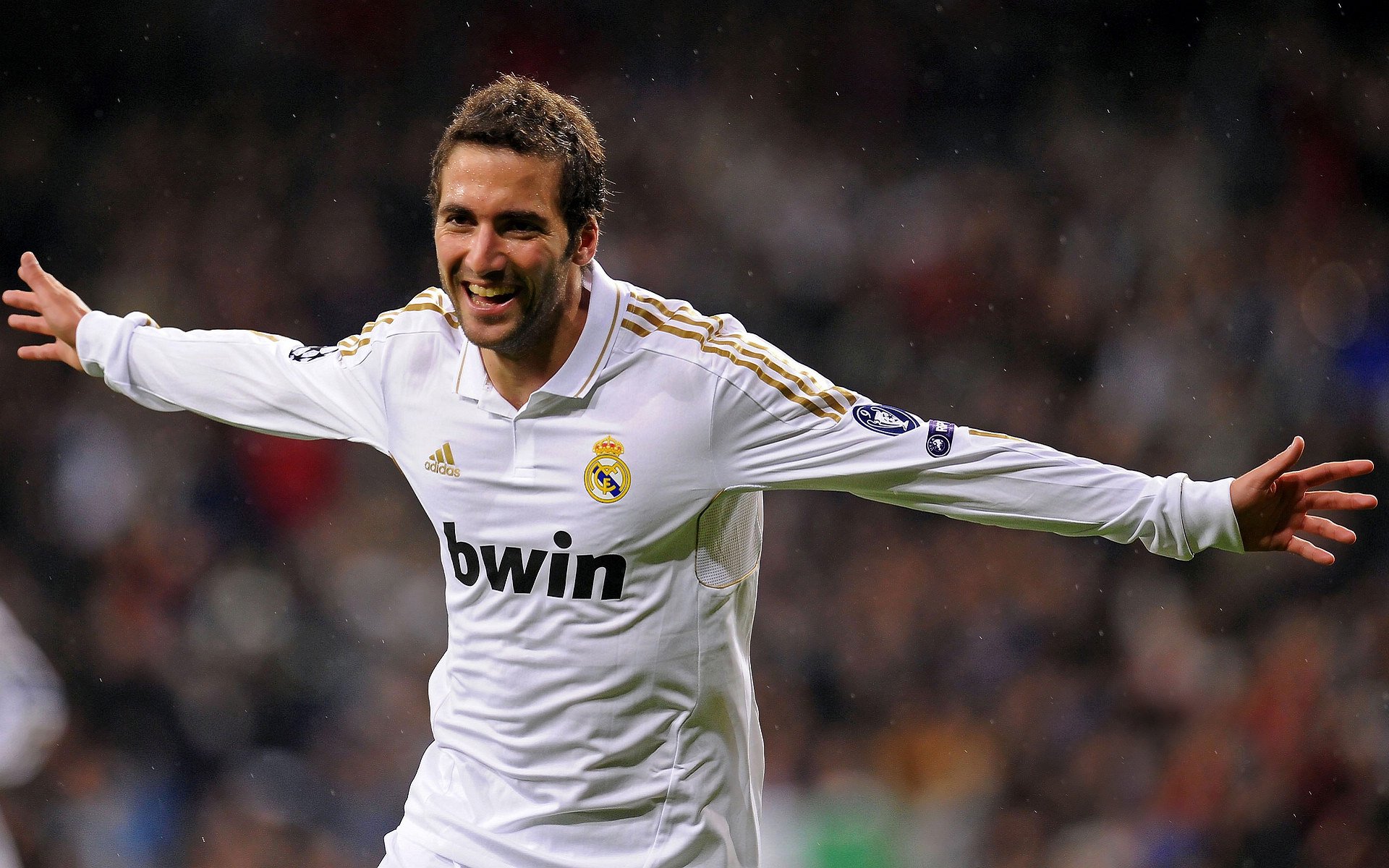 奥卡拉汉决赛表现引发媒体关注，奥卡拉汉州长